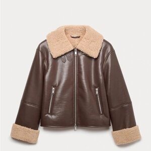Elegant Brown Leather Jacket with Shearling Trim